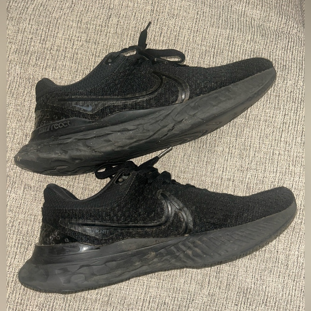 Nike React Infinity Run Flyknit 3 running shoes - Picture 3 of 6